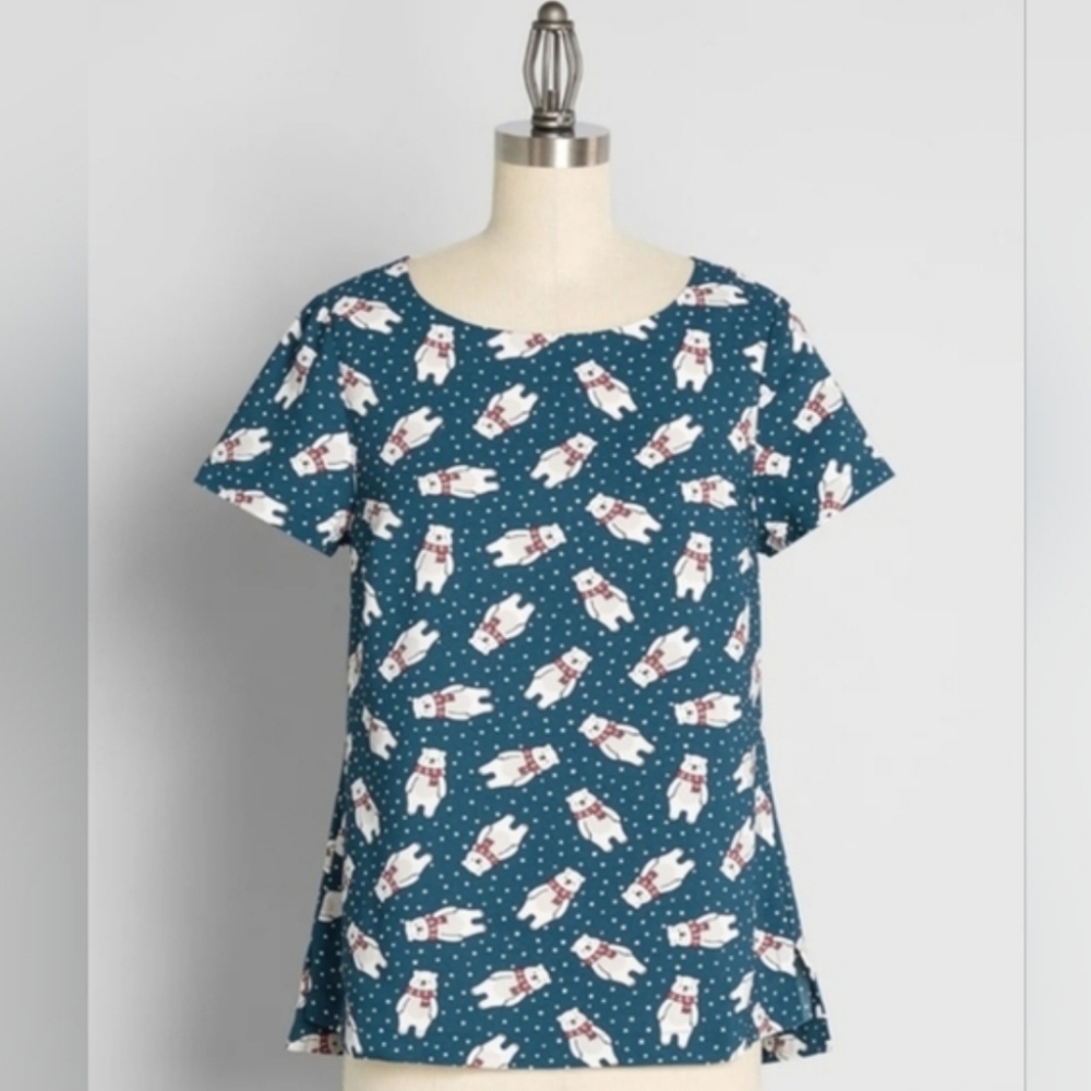 NWT Modcloth Polar Bear and Polka Dot Blouse - size Small & Medium